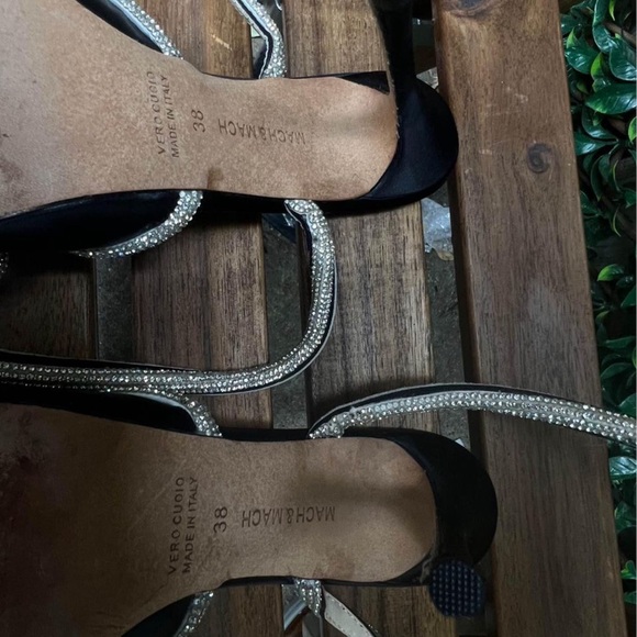 Mach and Mach Crystal Pumps Black - Picture 3 of 3